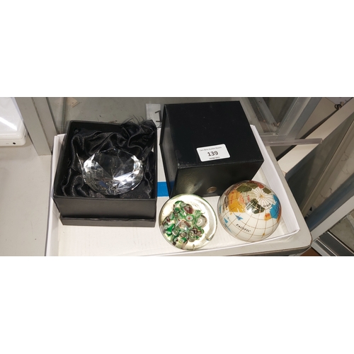 139 - 3 x paper weights
