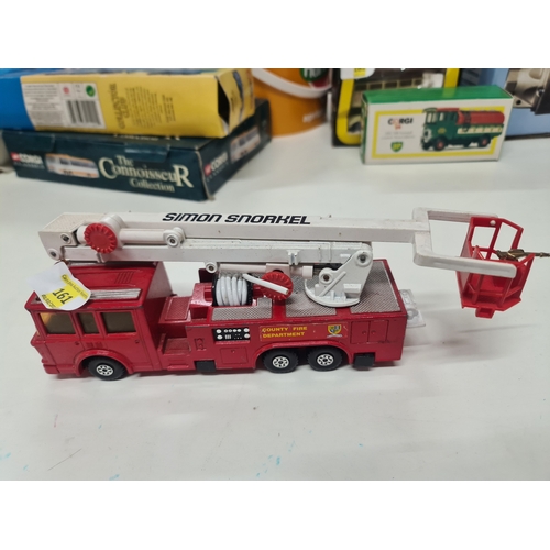 161 - Matchbox Fire engine