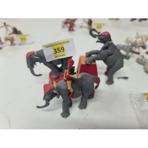 256 - Corgi circus Metal elephants