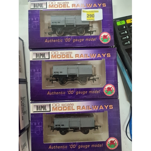 290 - boxed wagons