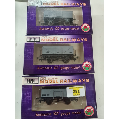 291 - boxed wagons