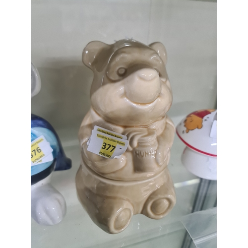 377 - Vintage Walt Disney Winnie The Pooh 1988 ceramic cookie Jar