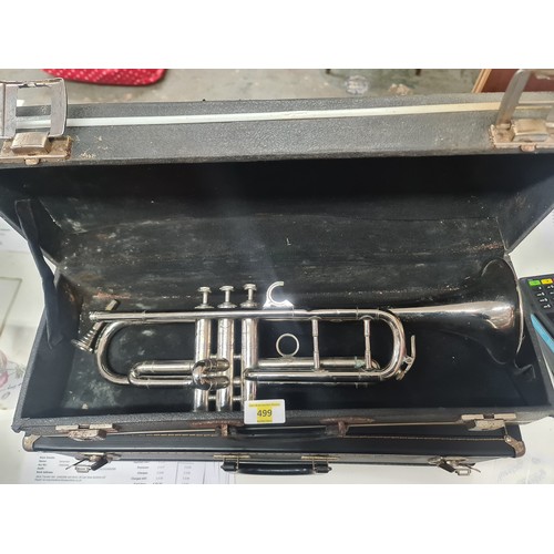 499 - Vintage BESSONS  H75987  TRUMPET. by BOOSEY OF LONDON
With hard case all in very good condition