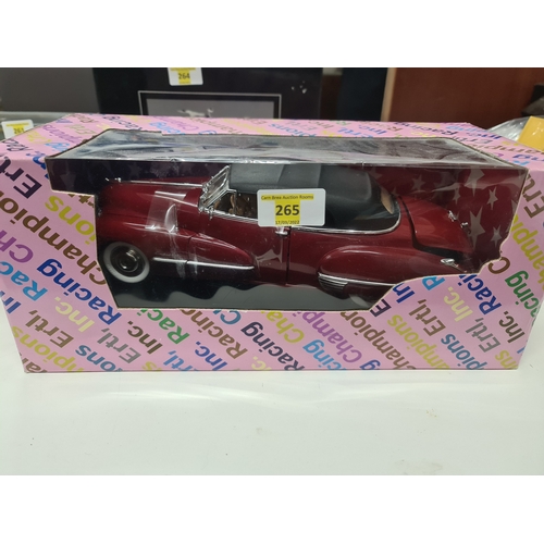 265 - ERTL 1947 Cadillac 1:18