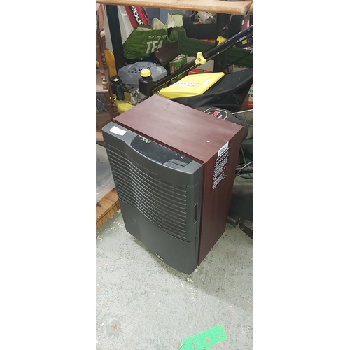 90 - ebac homedry 880 dehumidifier gwo