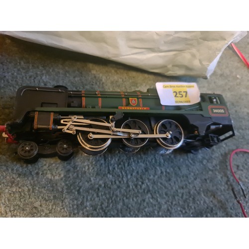 257 - hornby dublo 2 rail locomotive Barnstable 34005 2235