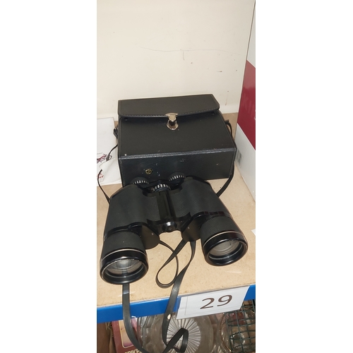 29 - 10 x 50 binoculars