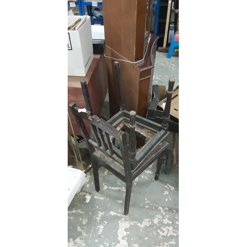 500 - 2 old chairs