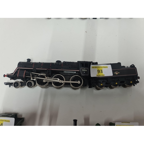 93 - OO Gauge MAINLINE BR STANDARD 4MT 4-6-0 LOCOMOTIVE 75006 LINED BLACK EARLY CREST