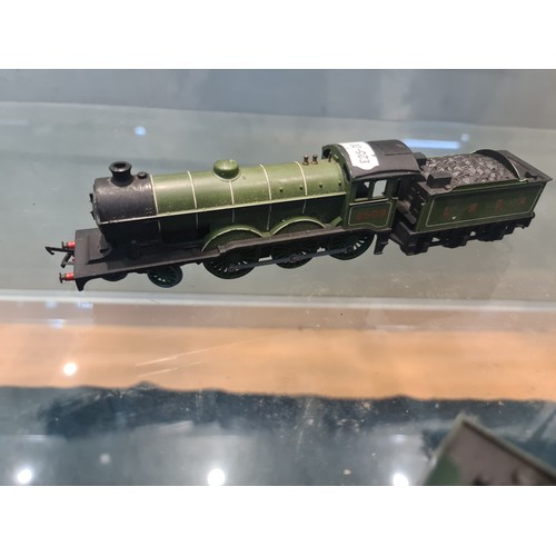 92 - OO Gauge Hornby 00 gauge LNER 8509 R150 & R39 tender