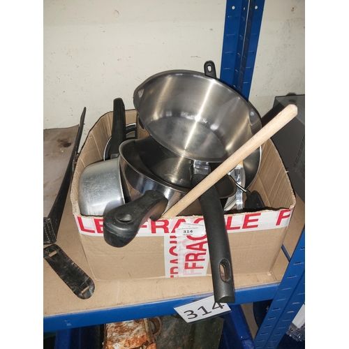 314 - saucepans & kitchen utensils