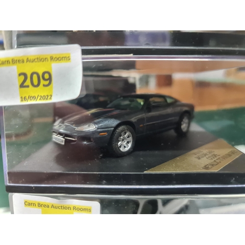 209 - Vitesse 1:43 Jaguar XK8 Coupe Model V101B. Titanium Grey. 1996.