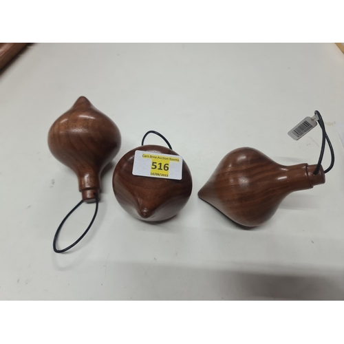 516 - 3 x Harrods onion wood Baubles