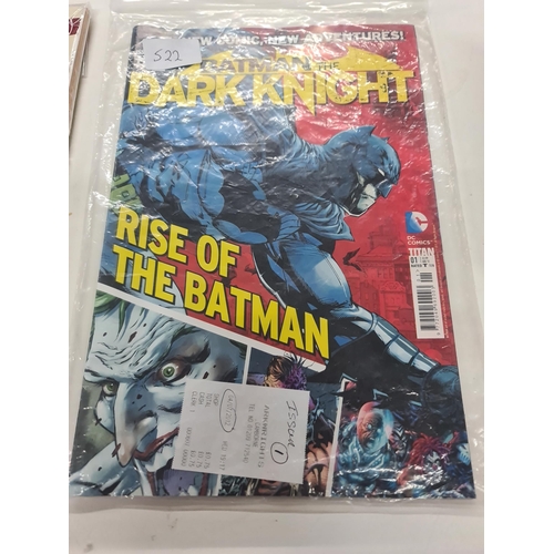 522 - Batman dark knight No.1 mint