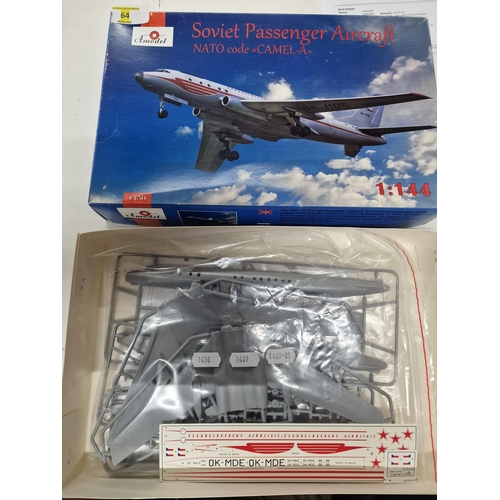 64 - Amodel 1450 Tupolev Tu-104 Airliner, Czechoslovakian Airlines Plastic Kit 1/144