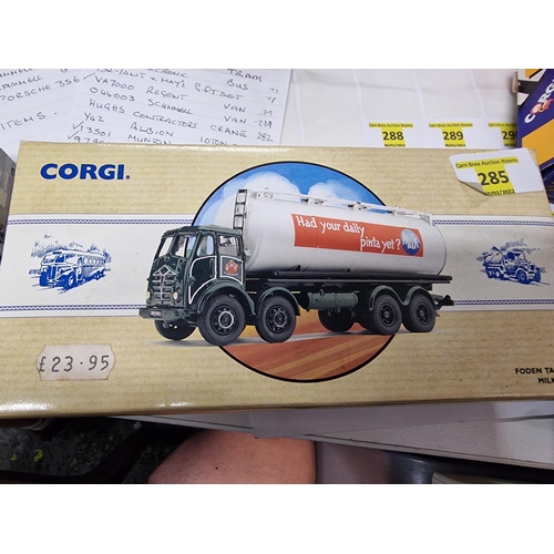 285 - Corgi 97951 Foden Tanker 