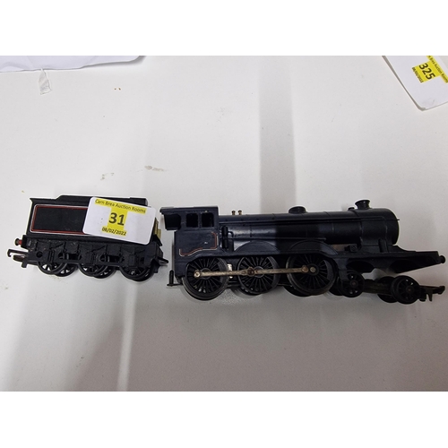 31 - Triang Hornby R150 Class B12 loco 4-6-0 - tested