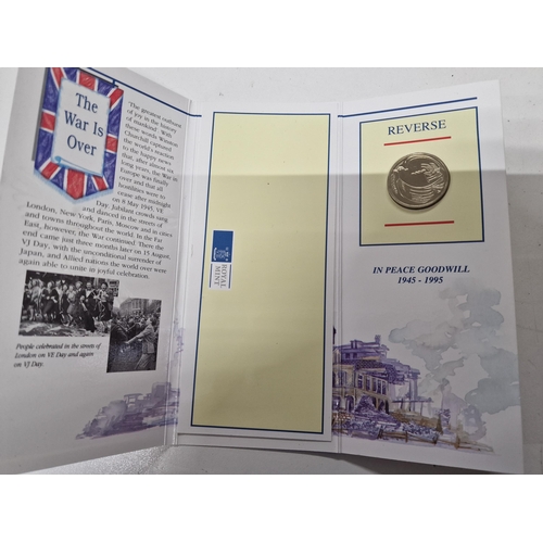 11A - 1995 £2 coin set