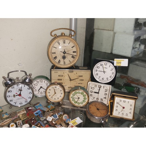 509 - Vintage clocks, some of them in working condition