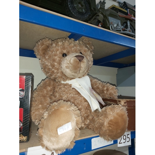 294A - teddy