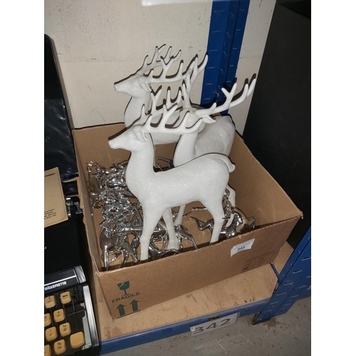 342 - xmas decor reindeer box