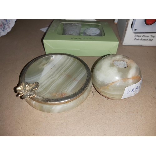 68A - 2 piece onyx set tray & candle holder