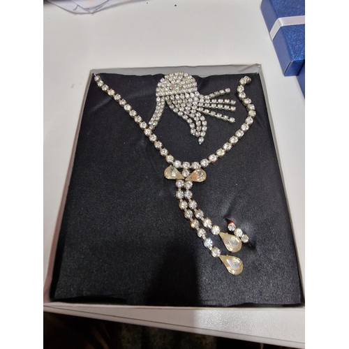 40A - Art Deco jewellery