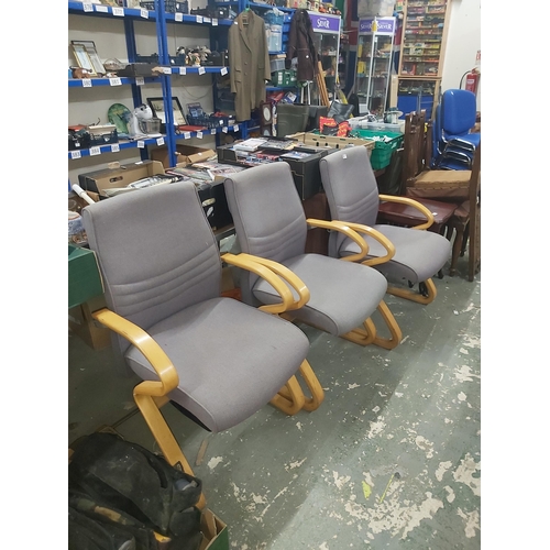 497 - 3 chairs