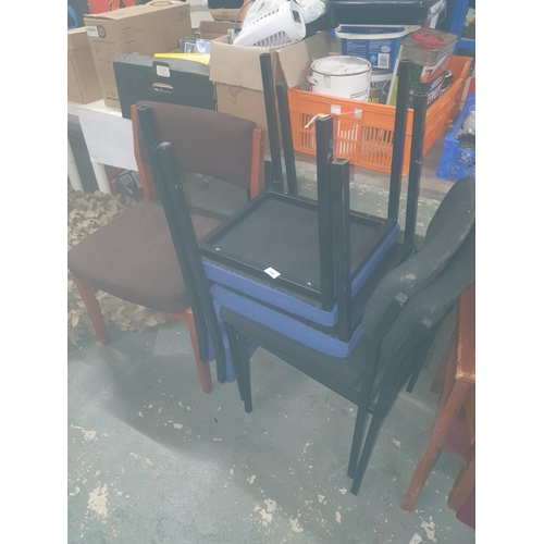 496 - 5 chairs