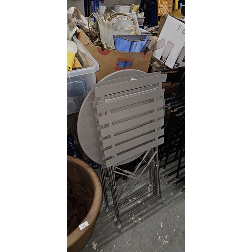 498 - metal table & chairs unable to post