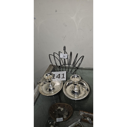 141 - toast rack & candles