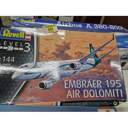 112 - Revell 1/144 04884 Embraer 195 Air Dolomiti