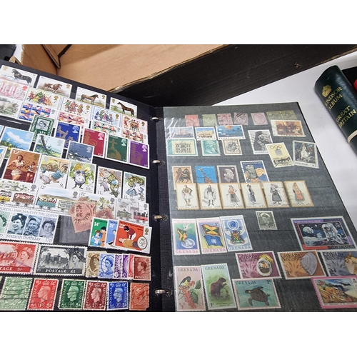 511 - 2 Green Stamp Albums Good World Collection