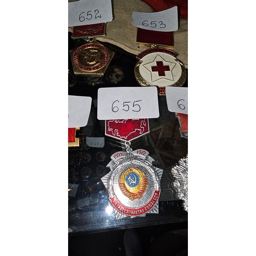 655 - Communist medal