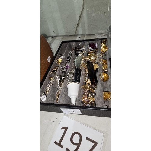 197 - box jewellery