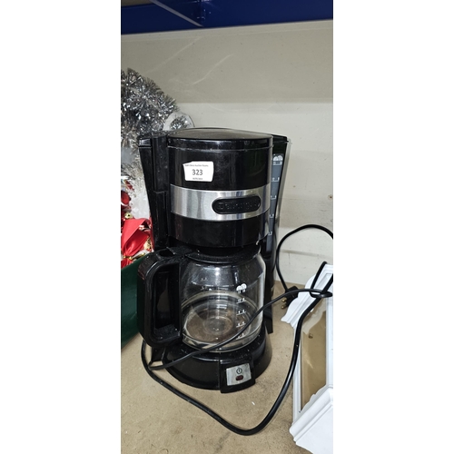 323 - delonghi filter coffee maker wth milk frother