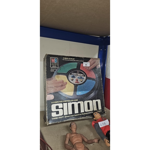 69 - Vintage SIMON toy