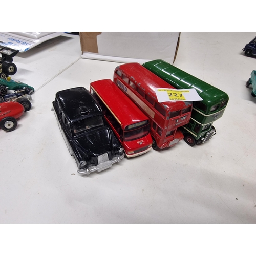 227 - buses etc diecast