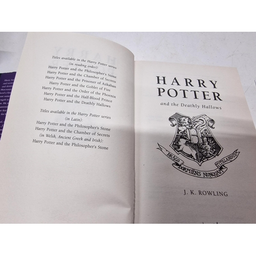 382 - Harry Potter And The Deathly Hallows - Hardback Book First Edition 1st Print