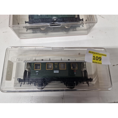 109 - Fleischmann IN Set Passenger Car DRG 5051 Gesupert Boxed