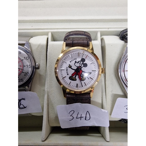 34D - Vintage Mickey Mouse watch gwo