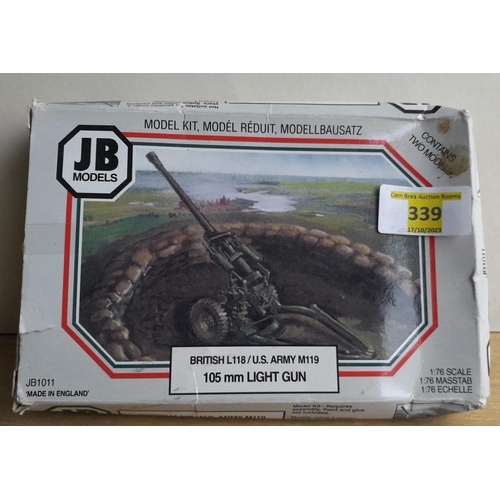 339 - Boxed JB Models British L118 105mm Light Gun Model Kit