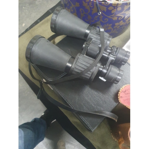 216A - binoculars