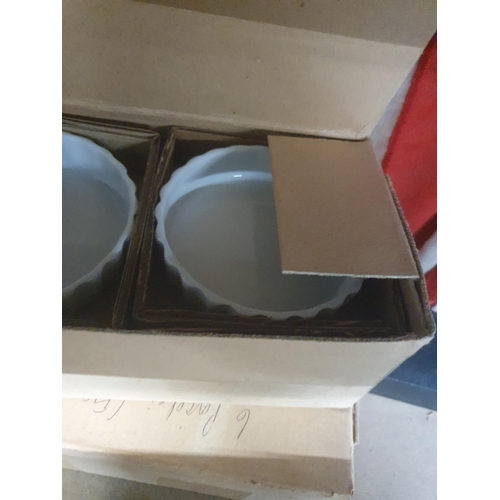 238A - 12 new french fluted flan dishes