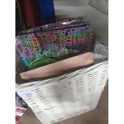 273 - wicker basket gift bags