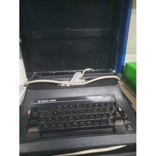 275 - silver reed type writer