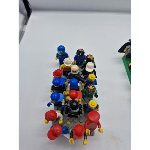 176A - Lego figures