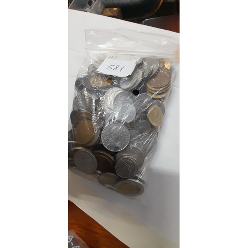 581 - 1kg of coins