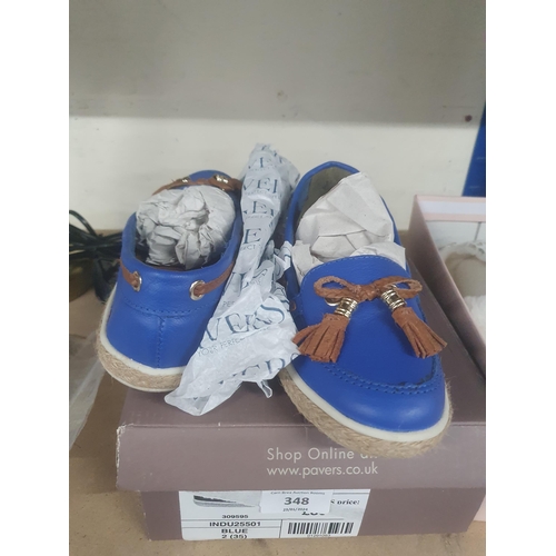 348 - pavers shoes size 3 boxed