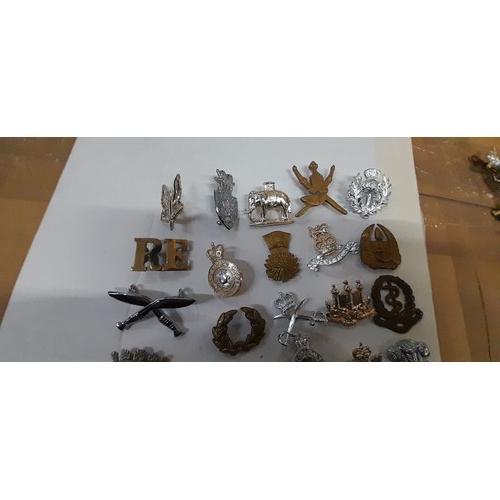 473 - 20 Military signs, with some damages